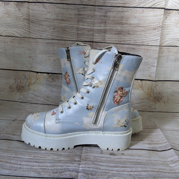 SOLD ON DEPOP - Picture 2 of 5